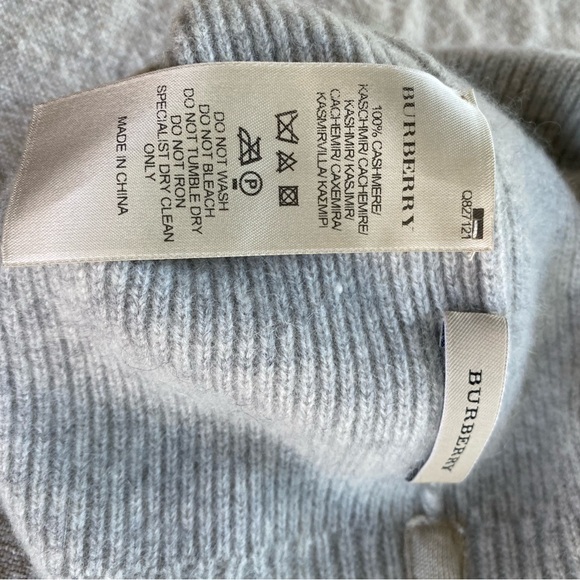 Burberry Cashmere Beanie Skull cap hat - Picture 2 of 6